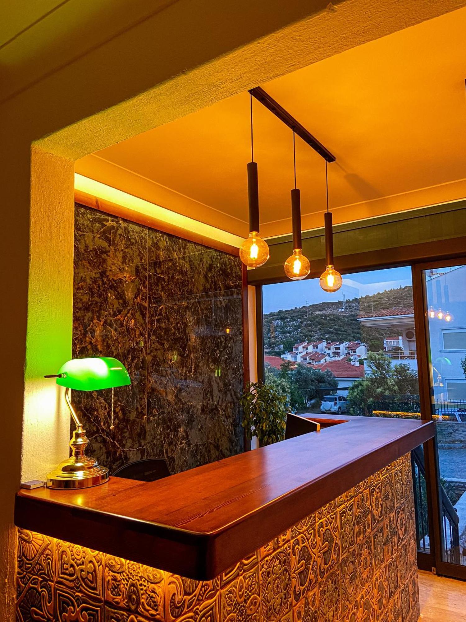 Oezguem Suite Otel Datça Eksteriør billede