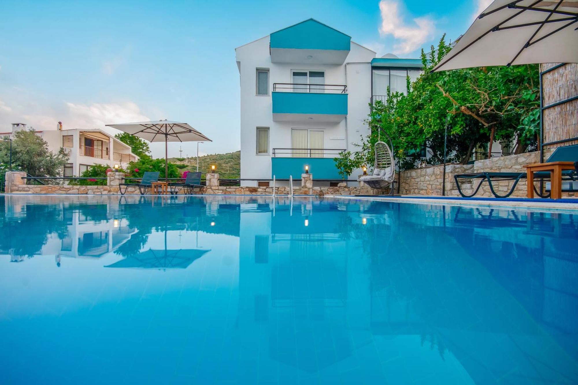 Oezguem Suite Otel Datça Eksteriør billede