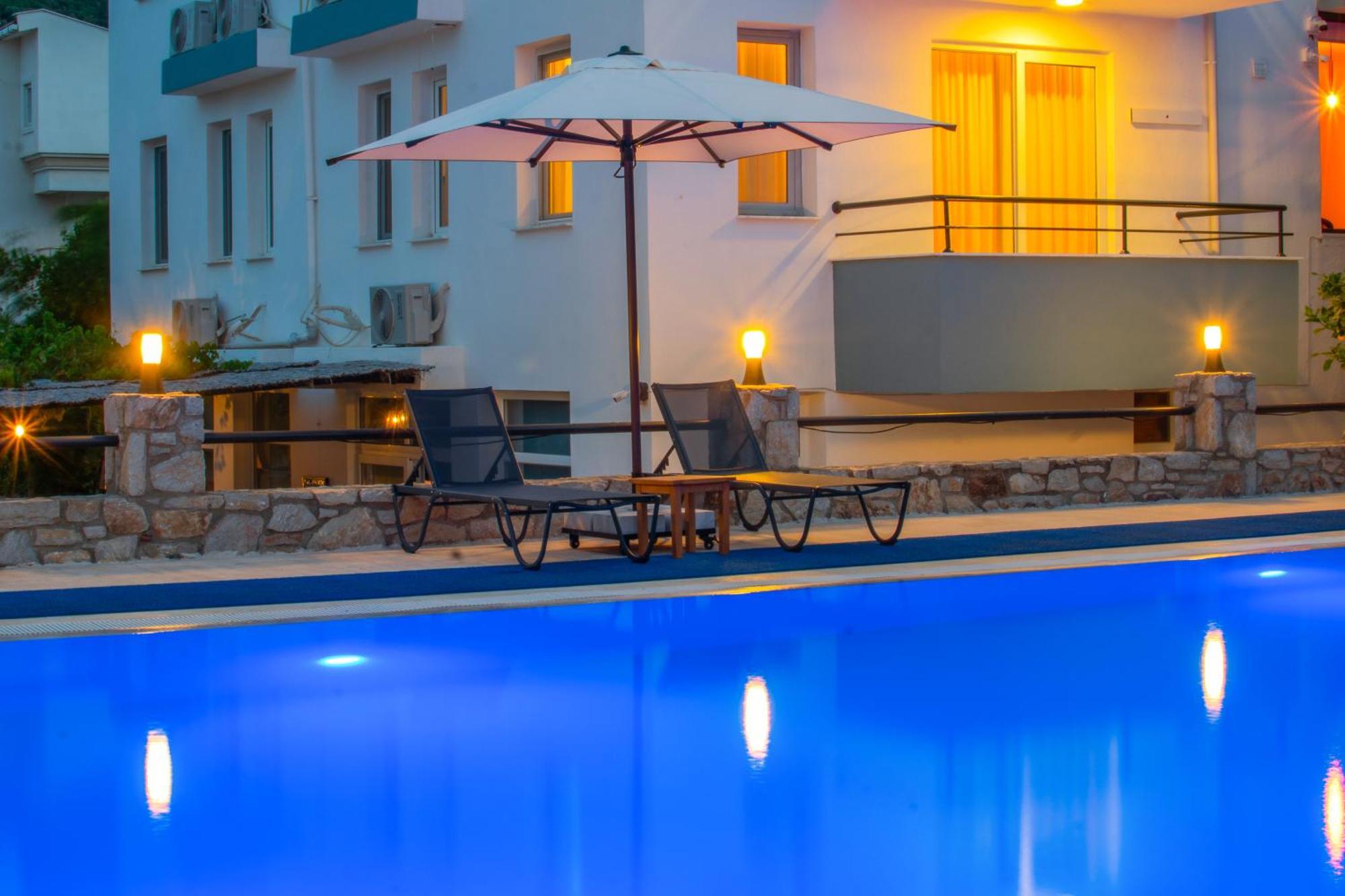 Oezguem Suite Otel Datça Eksteriør billede